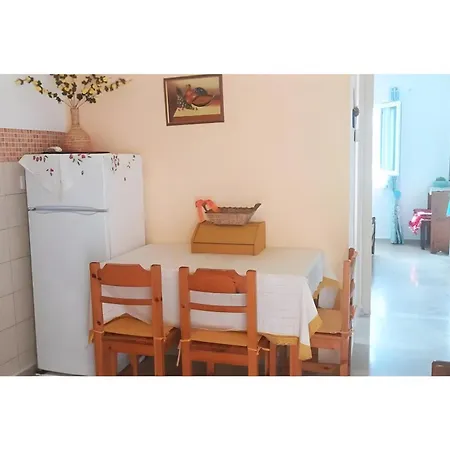 Aglaia's 7th Branch Apartment *
