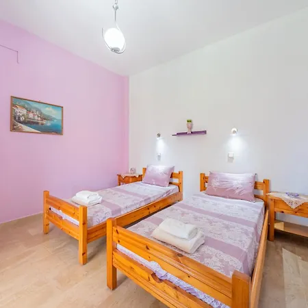 Apartment Aglaia's 7th Branch *